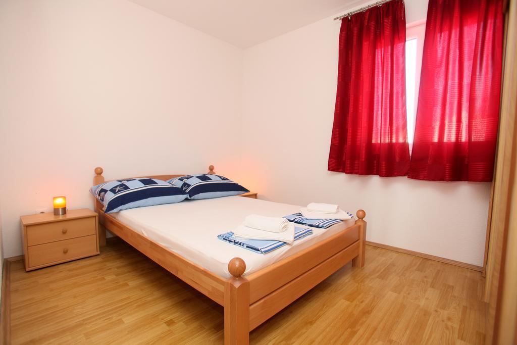 Kaštela Apartments Villa Karlo מראה חיצוני תמונה