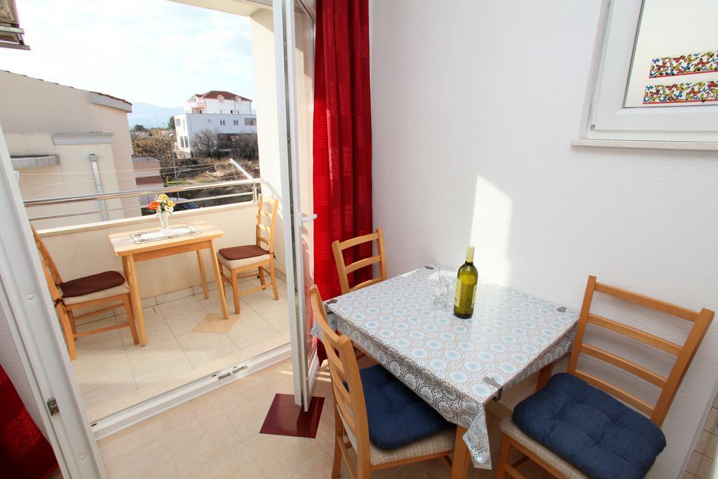Kaštela Apartments Villa Karlo מראה חיצוני תמונה
